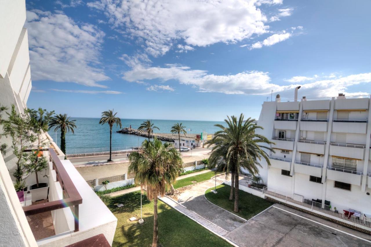 Paradise Beach Apartment Caleta De Velez Exterior photo